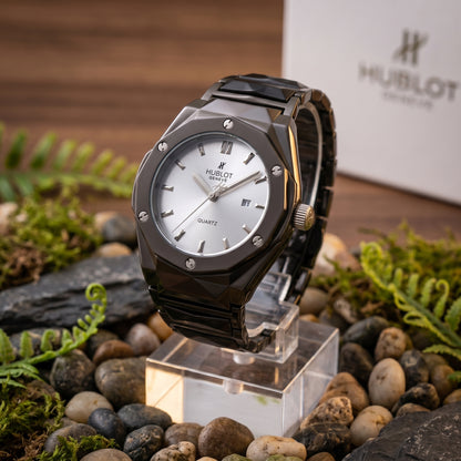 Dark Brown Prism Chain Strapped Silver Hologram Dial Hublot Watch