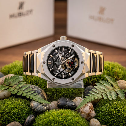 Two Tone Prism Chain Strapped Black Hologram Dial Hublot Watch